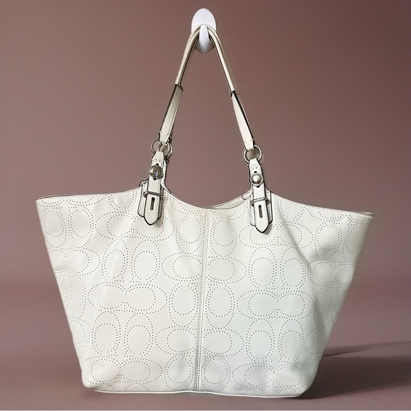 Coach F16598 perfect Leather Carly Tote - Picture 1 of 13